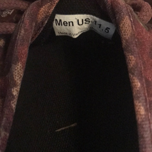 Vans - Picture 6 of 7